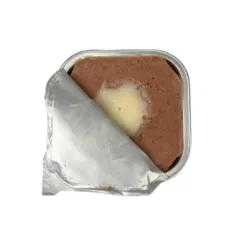 Kornfri Faunakram kattepaté med kylling og cremet mælketopping i praktisk portionsbakke