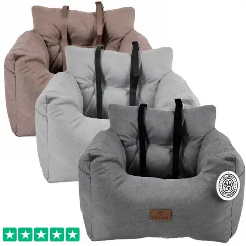 Ollipet Soft Journey Bilsæde er et af vores bestsellers og kommer i 3 farver og 2 størrelser