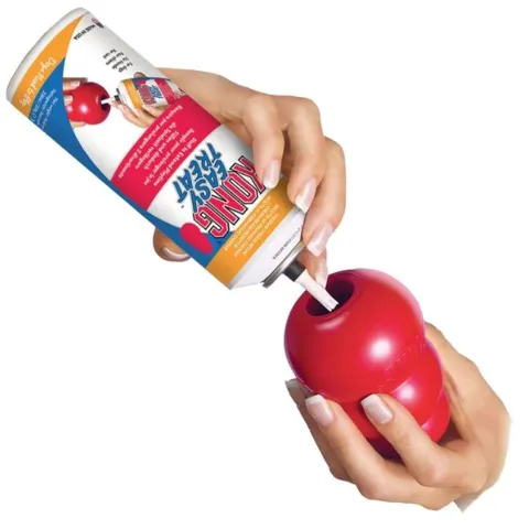 KONG Easy Treat giver mental stimulering og langvarig leg – en sund og velsmagende hundesnack