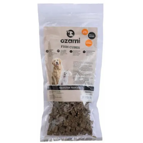 Ozami Dog Snack Fish Cubes 100g pose med små naturlige fiskekuber til hund