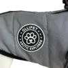 Hundedækken med step-in funktion og flot Ollipet logo. Perfekt til vinter.