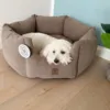 En hundekurv der passer ind i alle hjem i populær brun farve