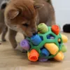 Perfekt aktivitetslegetøj til hvalpe. Her er Shiba hvalp på 8 uger