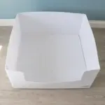 Ollipet fødekasse Recyclable | 80X80 cm.